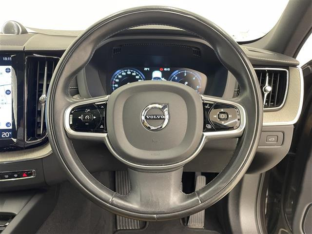 XC60D4 AWD インスクリプション ディーゼル 4WD