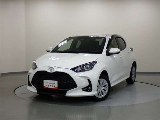 ヤリス1.5 ハイブリッド X E-Four 4WD