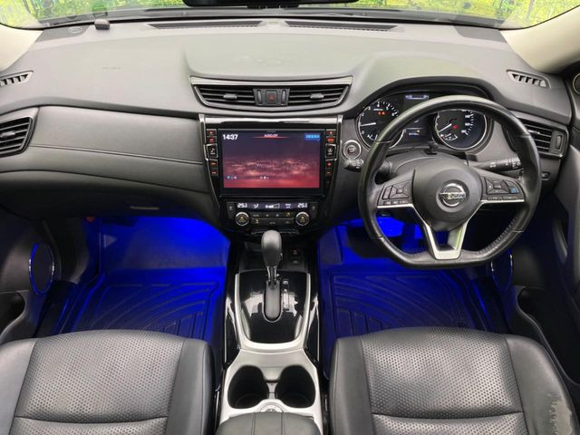 エクストレイル2.0 20Xi