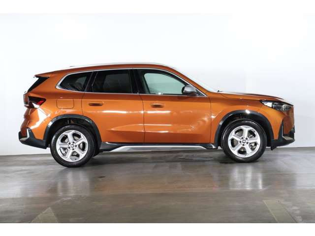 X1xドライブ 20i xライン DCT 4WD