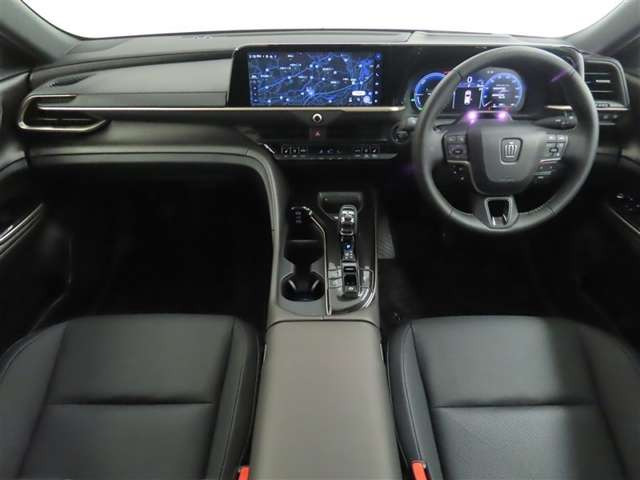 クラウンスポーツ2.5 Z E-Four 4WD
