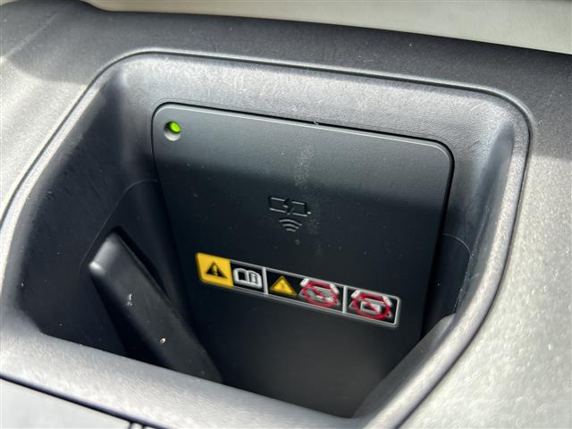 クラウンクロスオーバー2.5 G アドバンスト レザー パッケージ E-Four 4WD