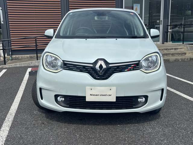 トゥインゴインテンス