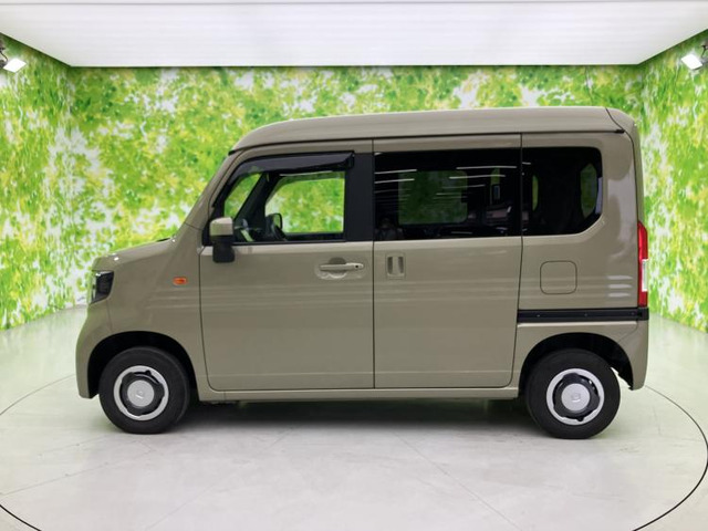 N-VAN+スタイル ファン 4WD