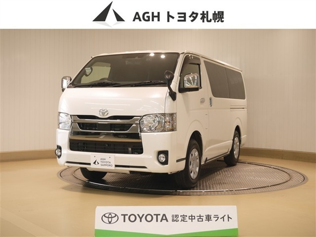 ハイエースバン