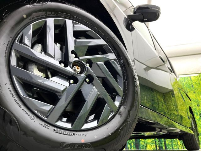 �y����16�C���`�A���~�z�C�[���z�O�ςɃ}�b�`���������A���~�z�C�[���𑕒����Ă���܂��B�e��ЊO�A���~�z�C�[����A�X�^�b�h���X�^�C�����戵�����Ă���܂��B���񂲑��k����������