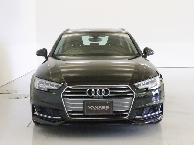 A4アバント35 TFSI スポーツ