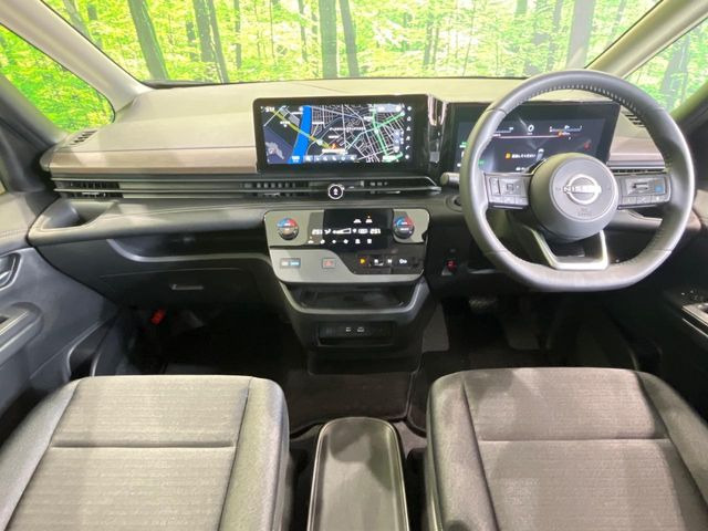 セレナ1.4 e-POWER ハイウェイスターV