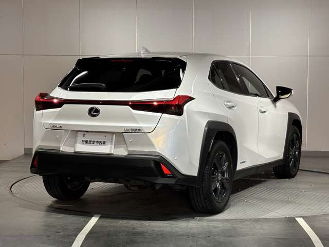 UX250h バージョンC 4WD