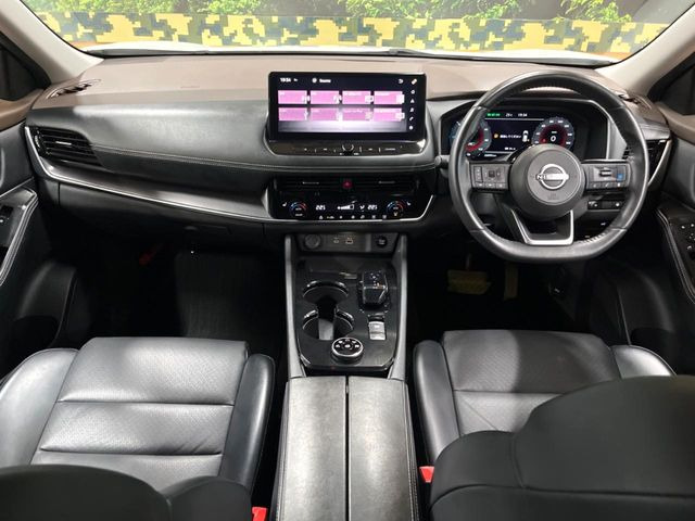エクストレイル1.5 X e-4ORCE 4WD