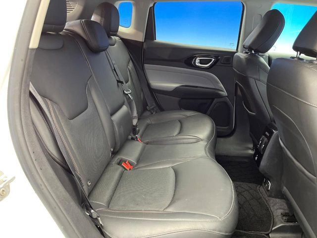 ���㕔���Ȃ��C�ɂȂ�悤�ȃL�Y�E�����ւ��蓙�A�傫�ȃ_���[�W�͂Ȃ��A�ǍD�ȏ�Ԃł��B