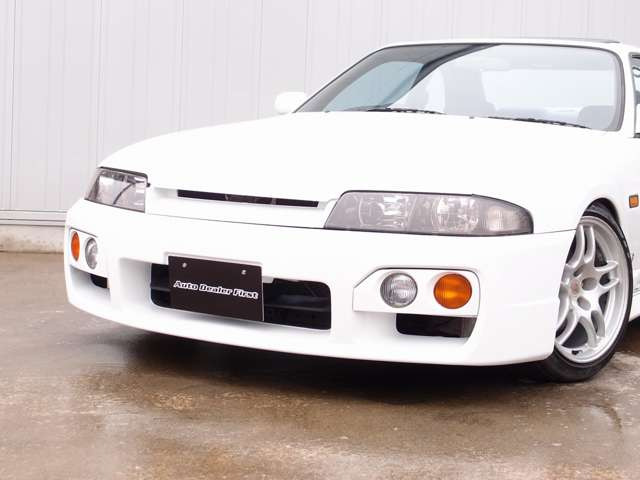 ���F�����甒�ɓh���ς�/����5MT/�T�����[�t/�N�X�R�ԍ���/33GTR����17AW/���C�A�E�C���O/Bluetooth�I�[�f�B�I/�}�t���[/�O��^���[�o�[/BLTZ�G�A�N��/�O��^���[�o�[