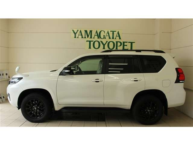 ランドクルーザープラド2.7 TX Lパッケージ マットブラック エディション 4WD