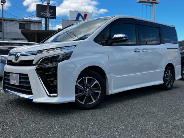 ヴォクシー2.0 ZS 煌