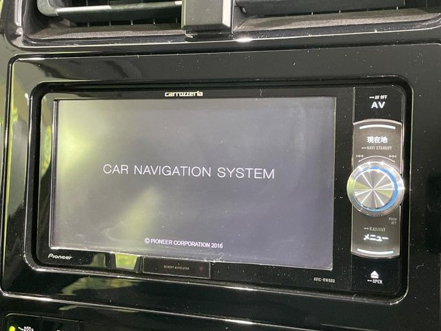 プリウス1.8 S