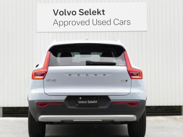 XC40ウルトラ B4 AWD 4WD