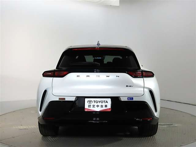 クラウンスポーツ2.5 Z E-Four 4WD