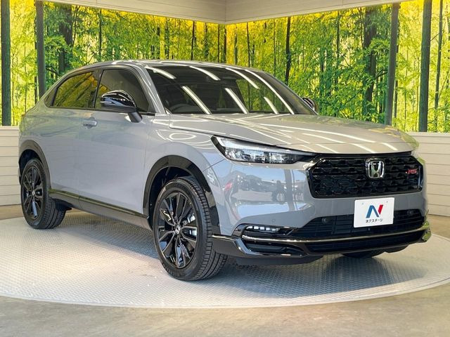 高透明度のガラス皮膜で撥水はもちろん、上質なツヤ・光沢を実現。紫外線や酸性雨から大切な愛車を保護し、色あせ・劣化を防止。「弾スプラッシュコート」、「弾プリミッサコート」からお選びいただけます。