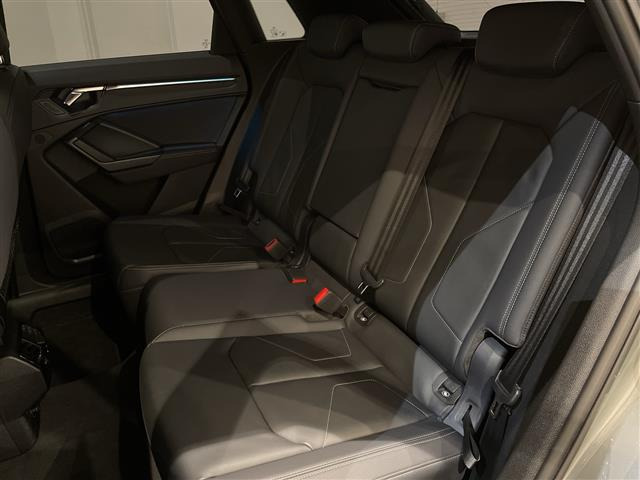 Q335 TDI クワトロ Sライン ディーゼル 4WD