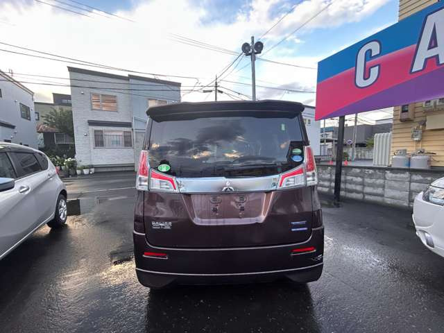 �h�T�r���H�A�V���[�V�u���b�N�����ГƎ��̋����̉��i�ŏ����Ă���܂��B���񂲑��k���������܂��B