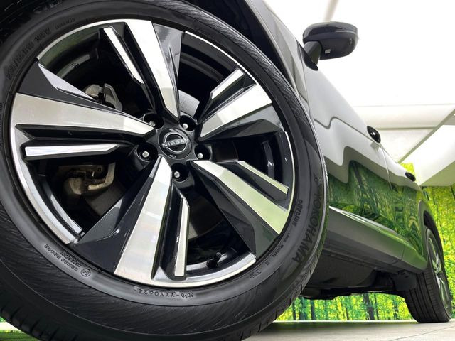 �y����19�C���`�A���~�z�C�[���z�O�ςɃ}�b�`���������A���~�z�C�[���𑕒����Ă���܂��B�e��ЊO�A���~�z�C�[����A�X�^�b�h���X�^�C�����戵�����Ă���܂��B���񂲑��k����������