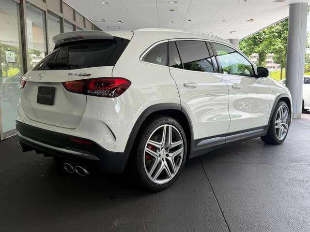 GLAクラスAMG GLA45 S 4マチックプラス 4WD