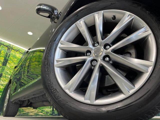 �y����19�C���`�A���~�z�C�[���z�O�ςɃ}�b�`���������A���~�z�C�[���𑕒����Ă���܂��B�e��ЊO�A���~�z�C�[����A�X�^�b�h���X�^�C�����戵�����Ă���܂��B���񂲑��k����������