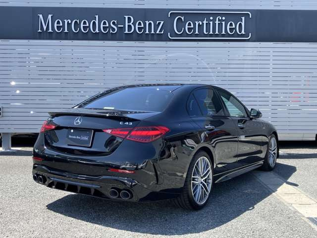 CクラスAMG C43 4マチック (BSG搭載モデル) 4WD