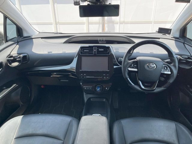 プリウス1.8 S ツーリングセレクション