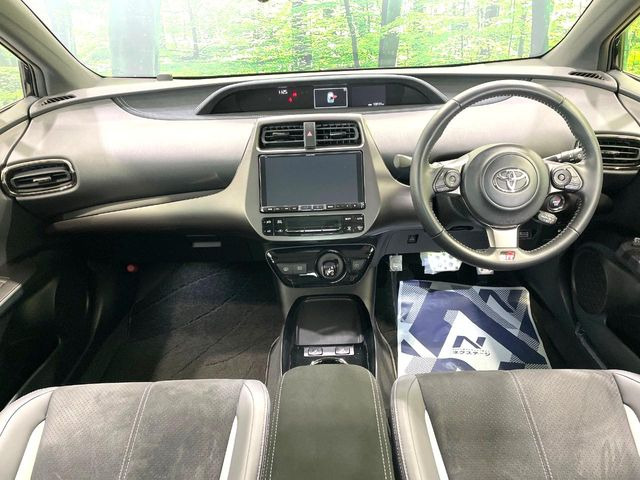 プリウスPHV1.8 S GR スポーツ