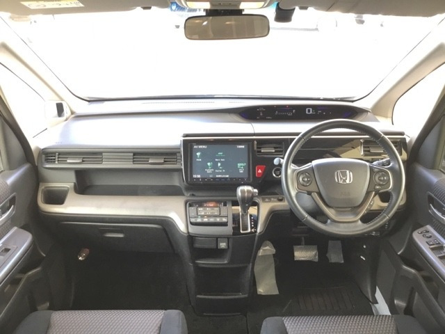 ステップワゴン1.5 スパーダ