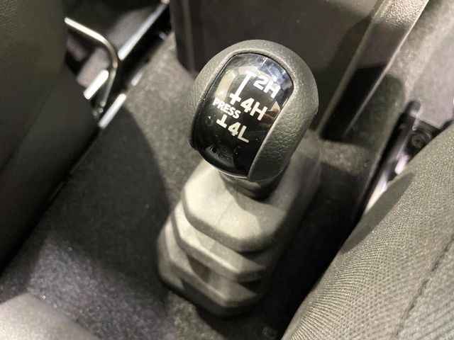 ジムニーノマド1.5 FC 4WD