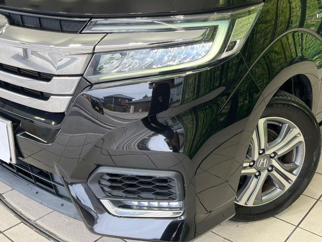 �yLED�w�b�h���C�g�z���V����ԑ��s�����ǍD�Ȏ��E���m�ۂ����S���ĉ^�]�ł��鍂�P�xLED�w�b�h���C�g�𑕔�!�_�����x�������A����d�͂��}�����Ă��܂��B