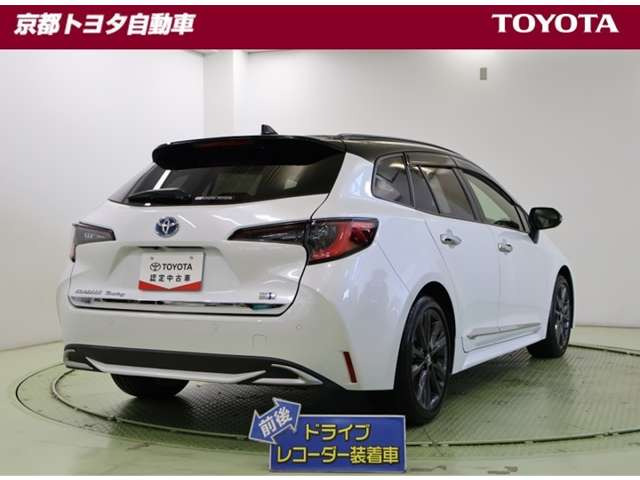 カローラツーリング1.8 ハイブリッド W×B