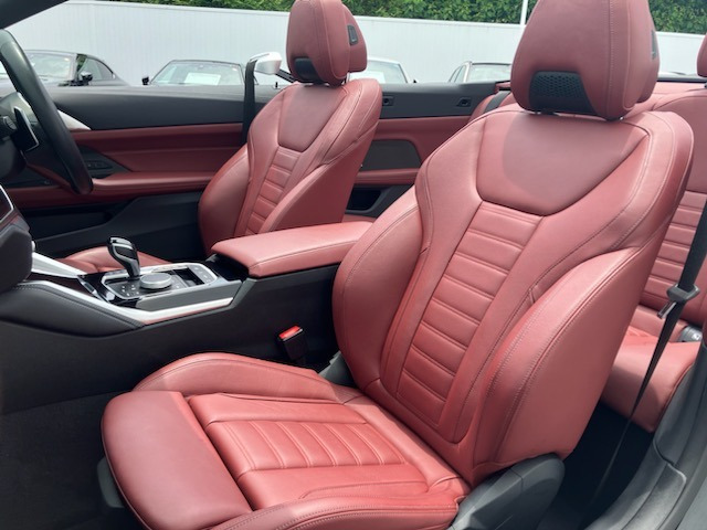 4シリーズカブリオレM440i Xドライブ 4WD