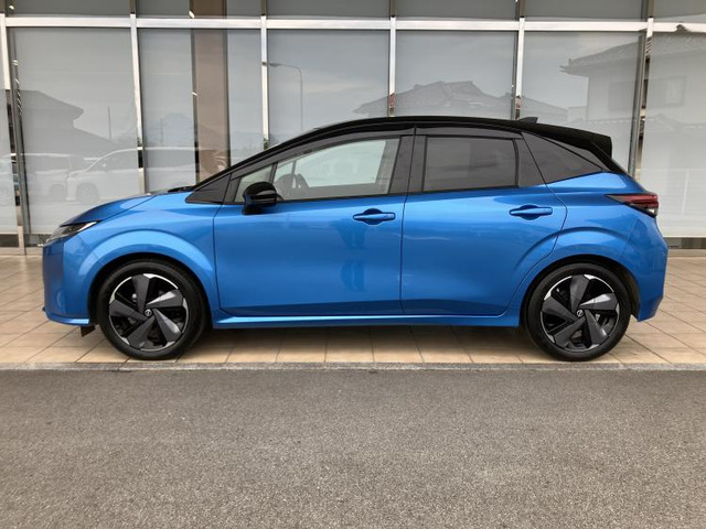 ノートオーラ1.2 G FOUR レザーエディション 4WD