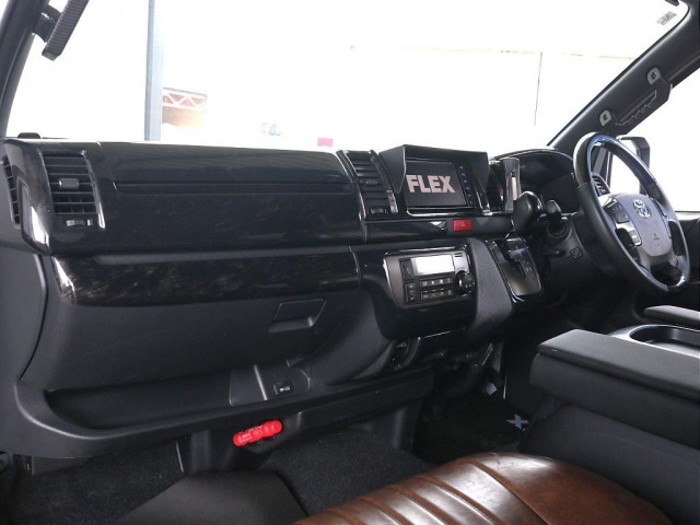 ハイエースバン2.8 スーパーGL ダークプライムII ロング ディーゼル 4WD