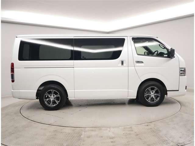 ハイエースバン