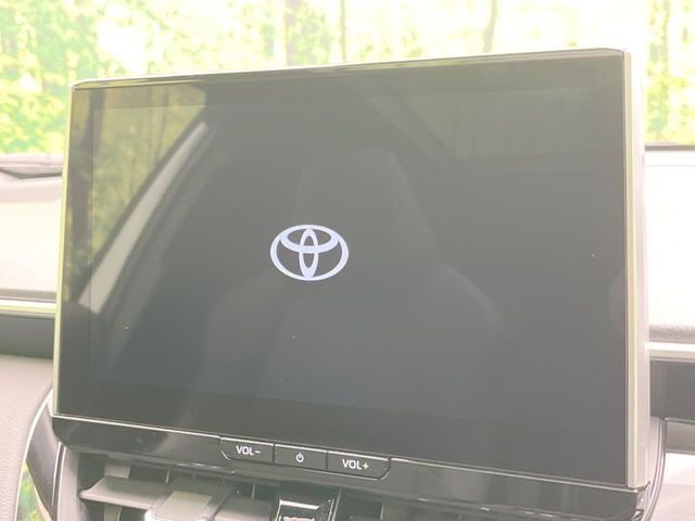 �y10.5�C���` �f�B�X�v���C�I�[�f�B�I�z���ʂ̃f�B�X�v���C��AppleCarPlay��AndroidAuto�����p�\�B�傫�ȉ�ʂŃX�}�z�i�r�A�v���������p���������܂���