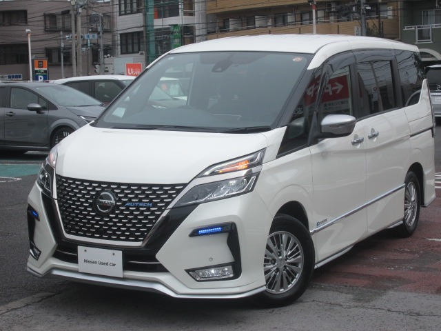 セレナ1.2 e-POWER AUTECH
