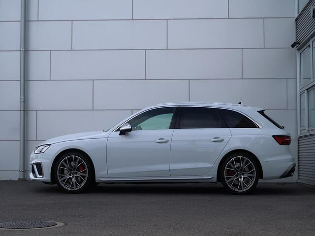 S4アバント3.0 4WD
