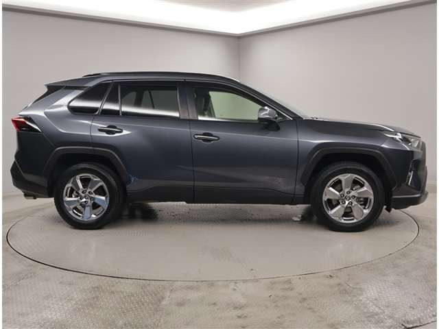 RAV42.5 ハイブリッド G E-Four 4WD