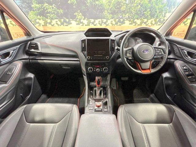 フォレスター2.0 エックスブレイク 4WD