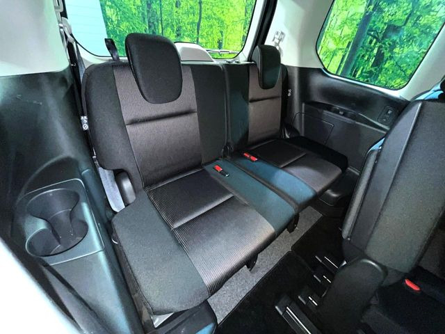 3��ڃV�[�g�͂�������ԗǍD����l�ł��������ƍ����Ē����܂��̂ŁA��l���ł̂��o���������N���N�ł��􂲉Ƒ��ŁA�C�̒m�ꂽ���ԂŁA�h���C�u�ɍs���̂��y���݂ł��ˁ�
