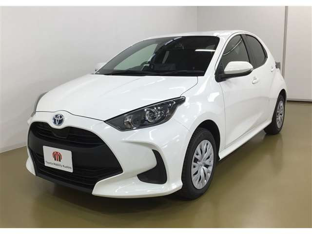 ヤリス1.5 ハイブリッド X E-Four 4WD