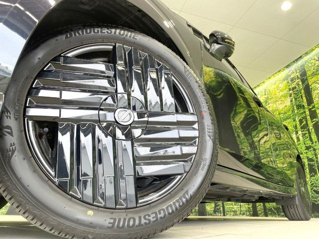 �y�����I�v�V����17�C���`�A���~�z�C�[���z�����I�v�V�����z�C�[���𑕒��B���s���\�̌���ɉ����A�O�ς����X�^�C���b�V���ɂȂ��Ă��܂��B