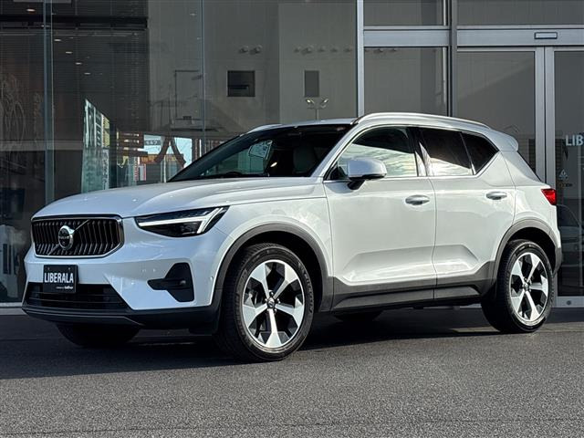 XC40ウルトラ B4 AWD 4WD