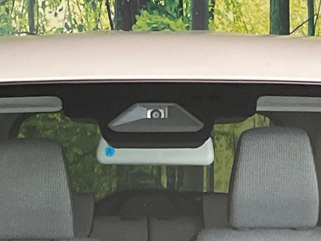ワゴンRスマイルハイブリッド(HYBRID) X