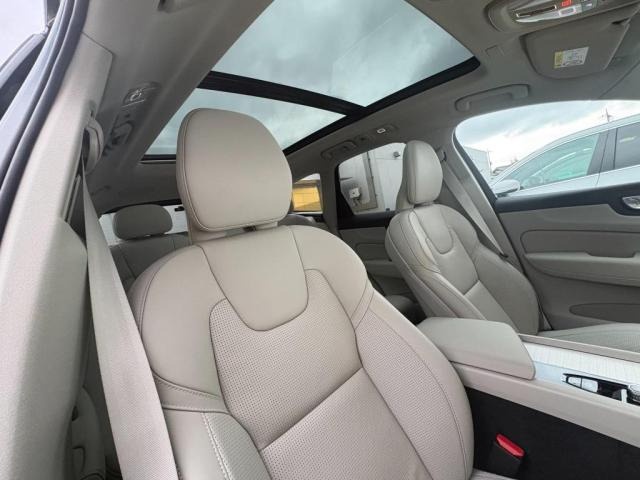 XC60ウルトラ B5 AWD 4WD
