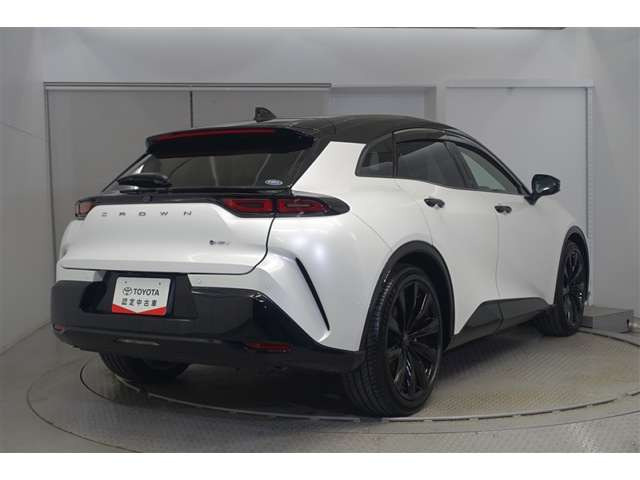 クラウンスポーツ2.5 Z E-Four 4WD